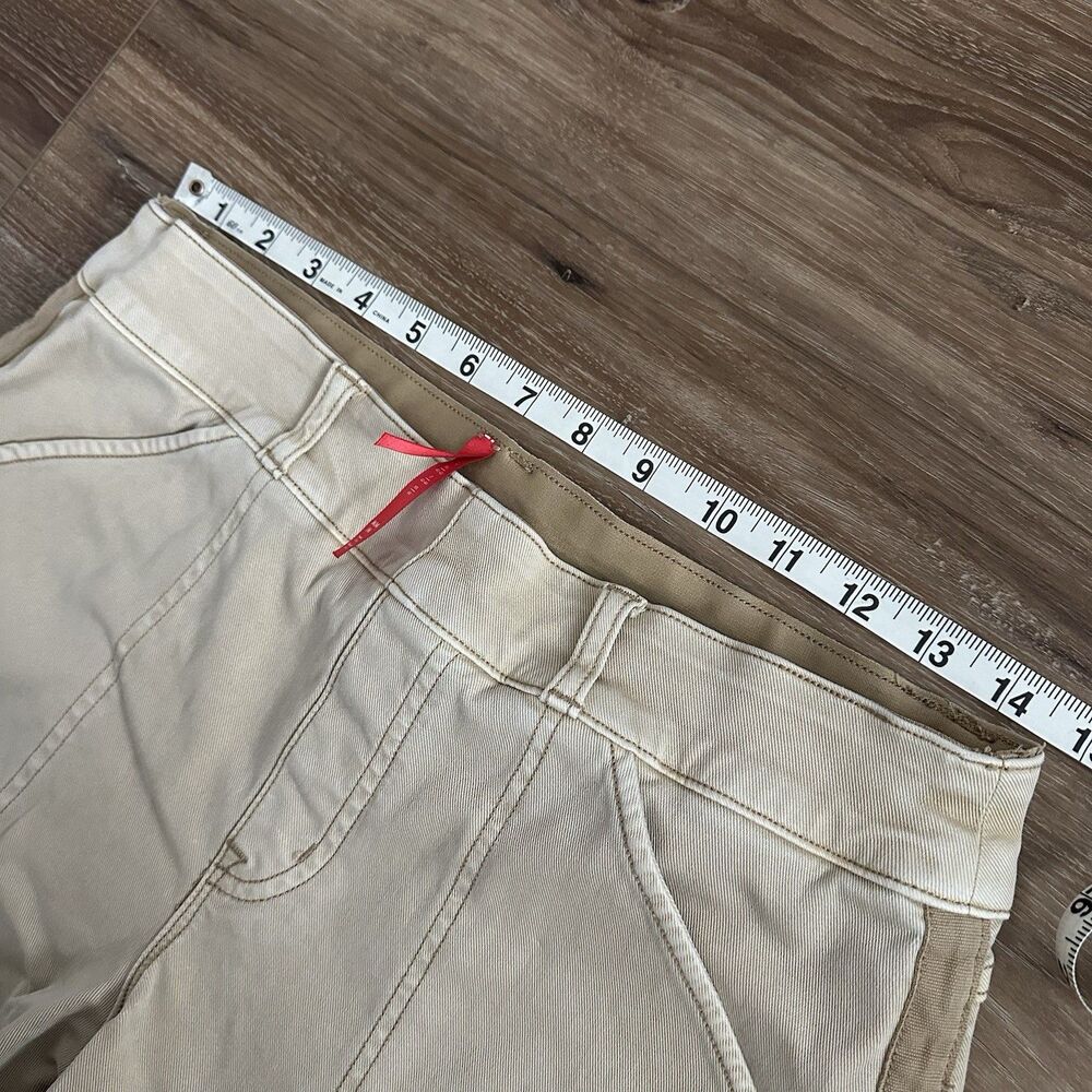SPANX Stretch Twill Shorts Side Stripe Almond Tan Size Medium Shaping 6” Inseam - Picture 6 of 9